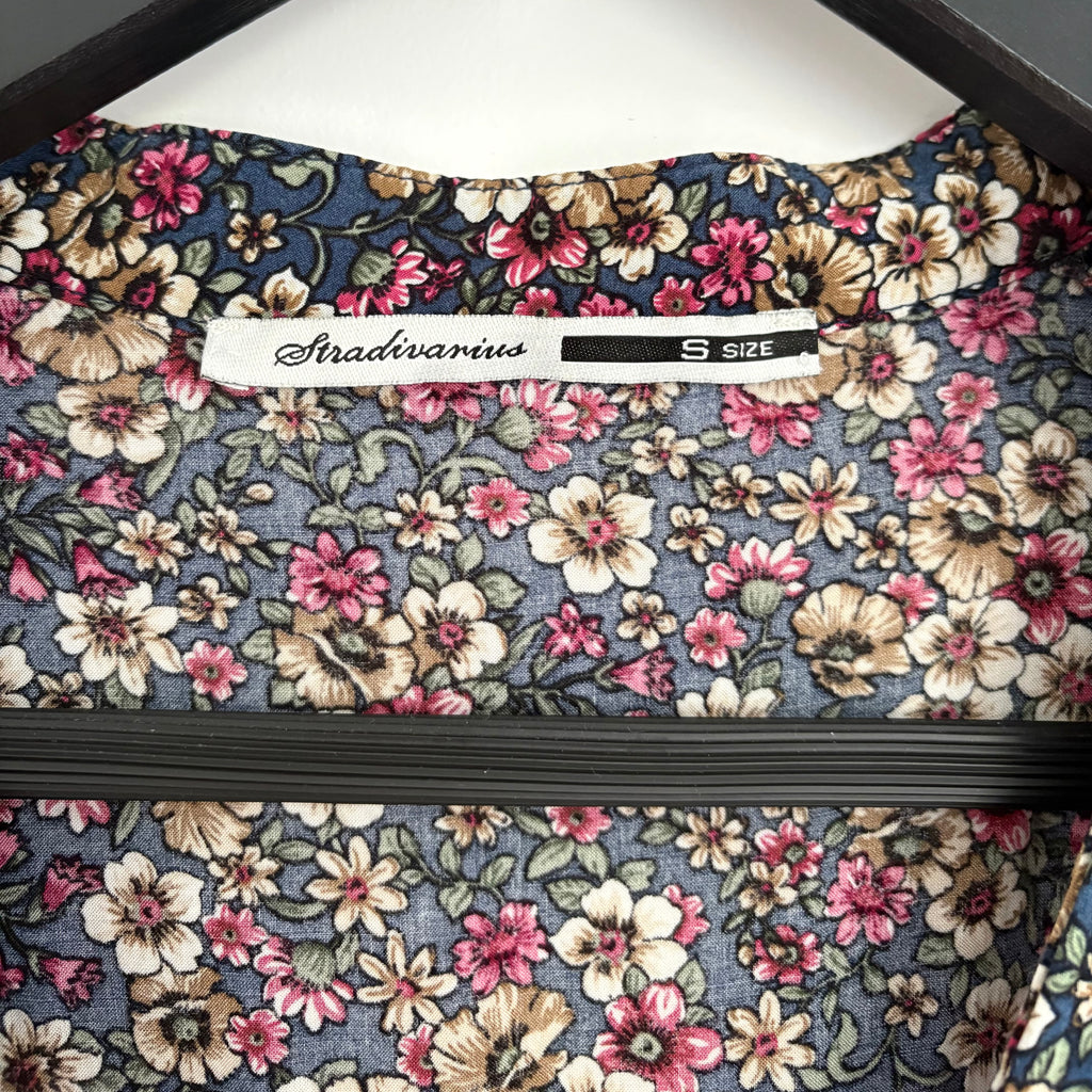 Robe fleurie "Stradivarius"
