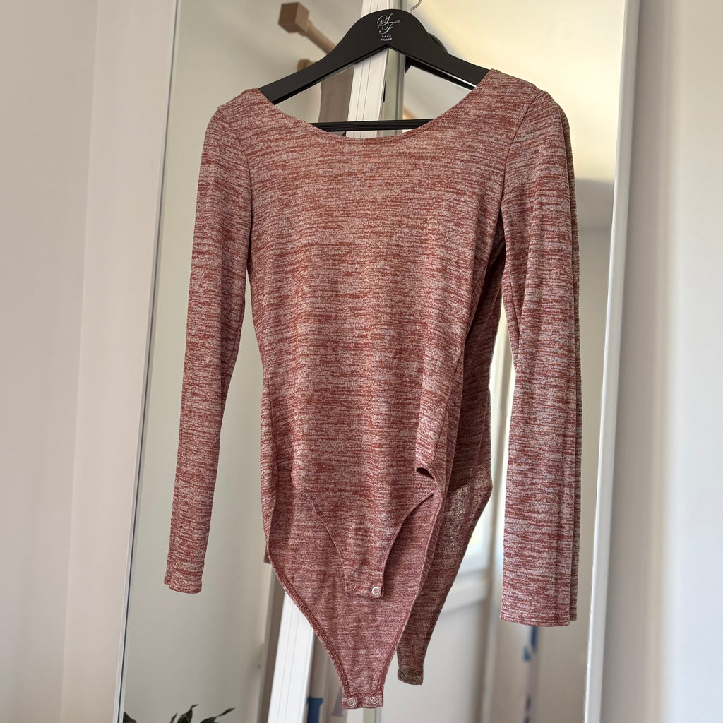 Body "Forever 21"